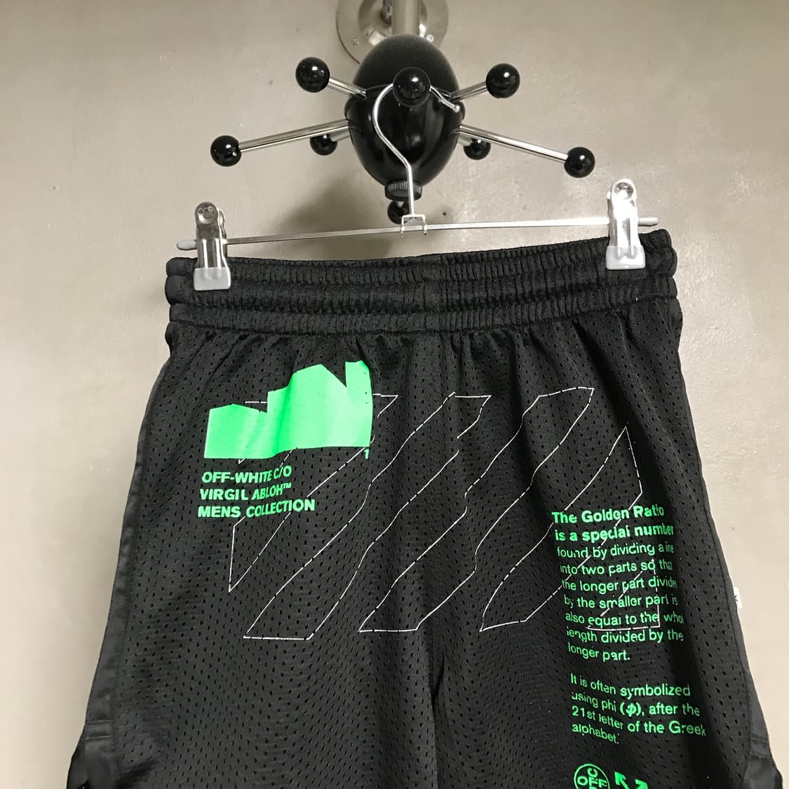오프화이트 메쉬 반바지 XXS(W) 상품이미지2