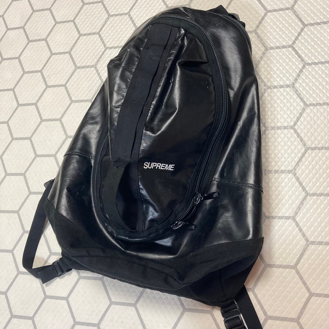 (os) 슈프림 02FW 13th 백팩 블랙 상품이미지1