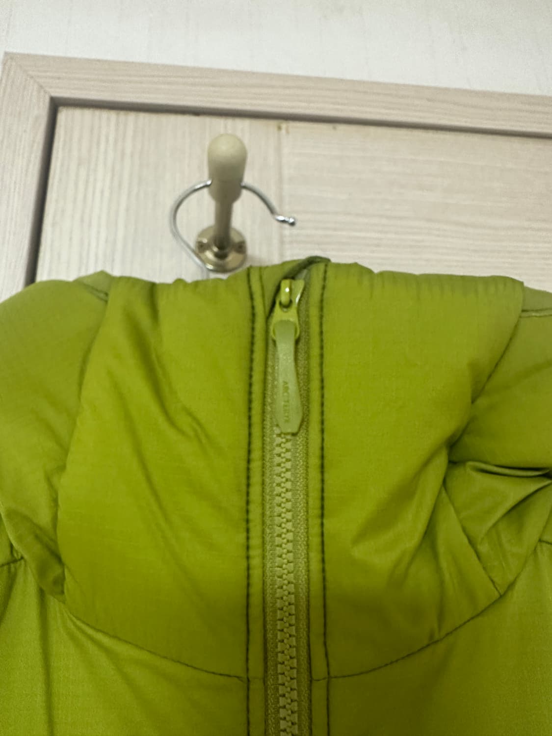 아크테릭스 아톰 SV 팝니다(도쿄 긴자점 구매) 상품이미지3