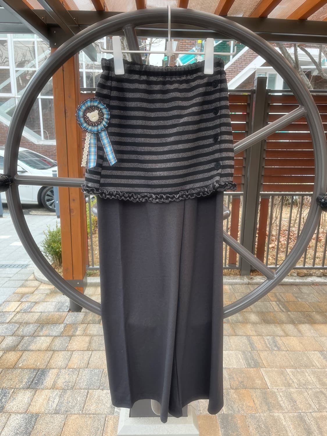 그레이 스트라이프 치마바지 + 고양이 가방 세트 🐈‍⬛ 상품이미지2