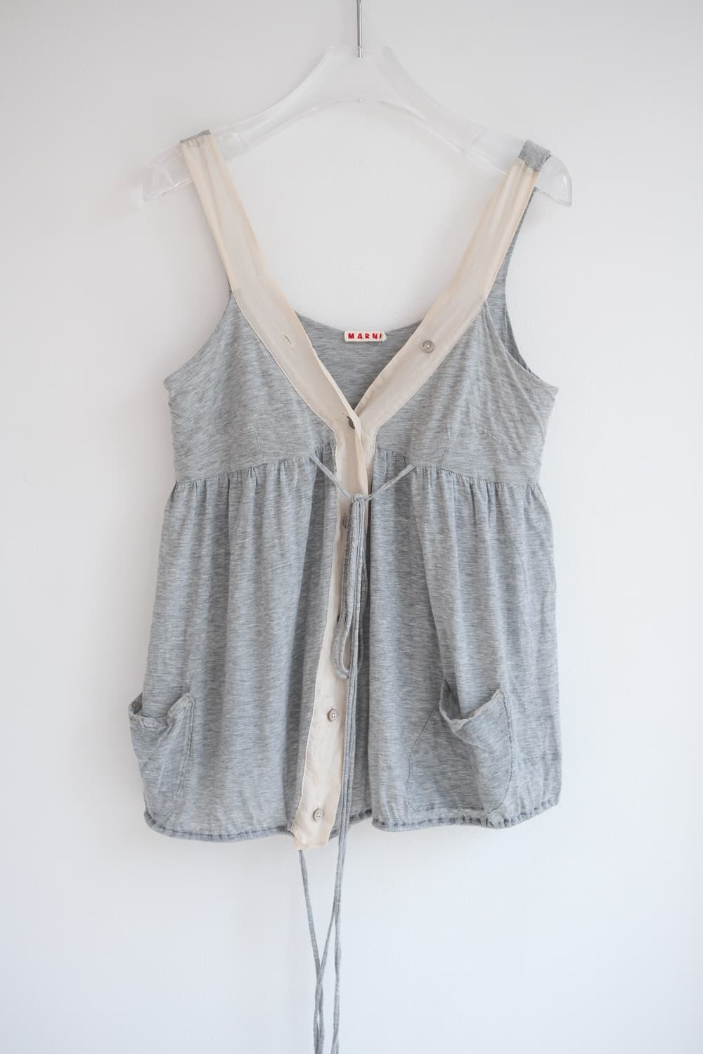String button sleeveless 상품이미지1