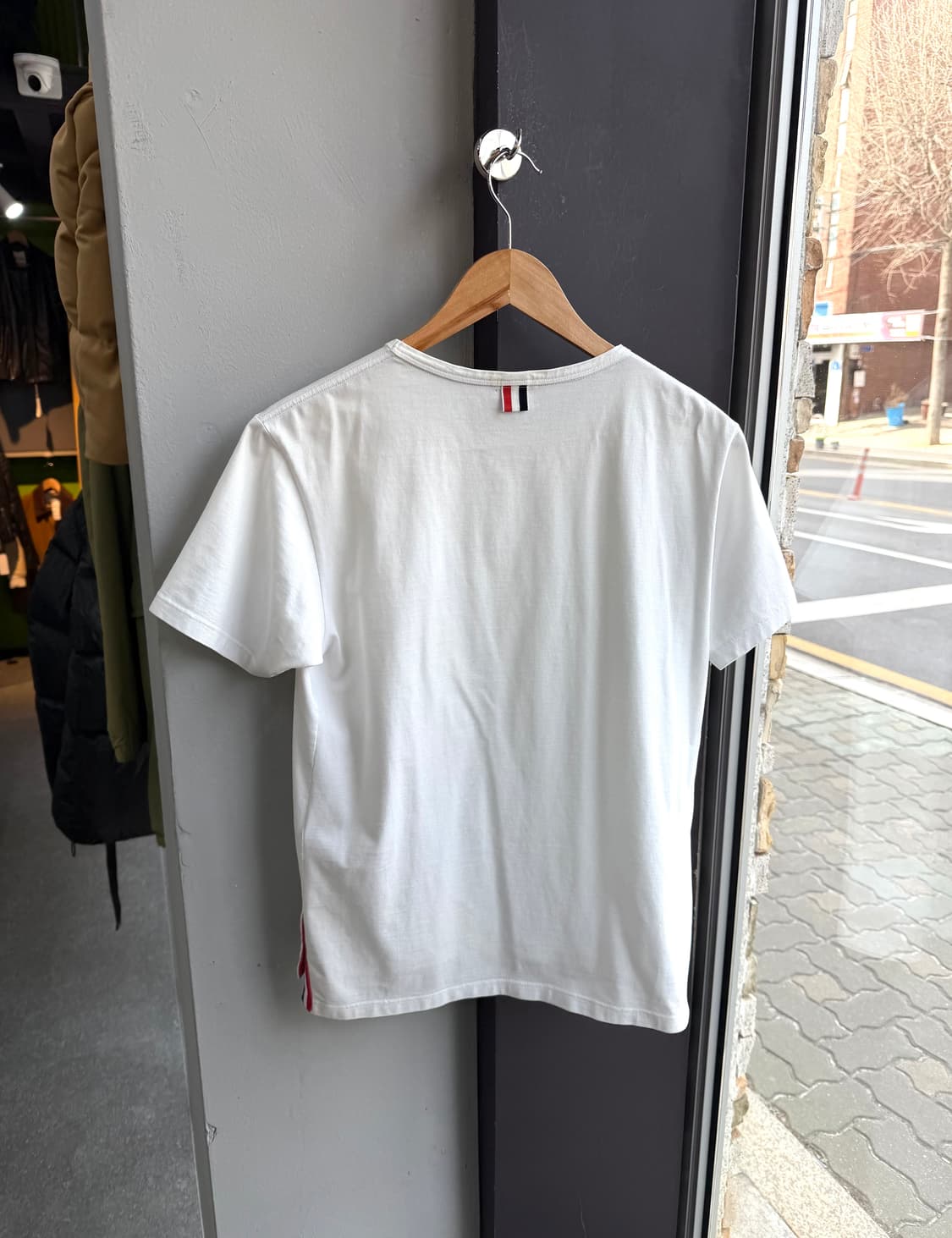 1/ 톰브라운 RWB 포켓트리밍 코튼 져지 반팔 상품이미지7