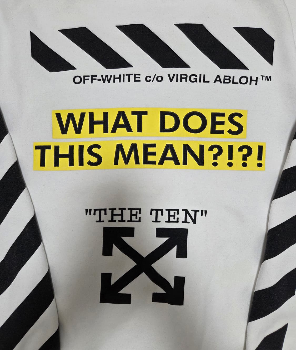 오프화이트 프린트 맨투맨  상품이미지3