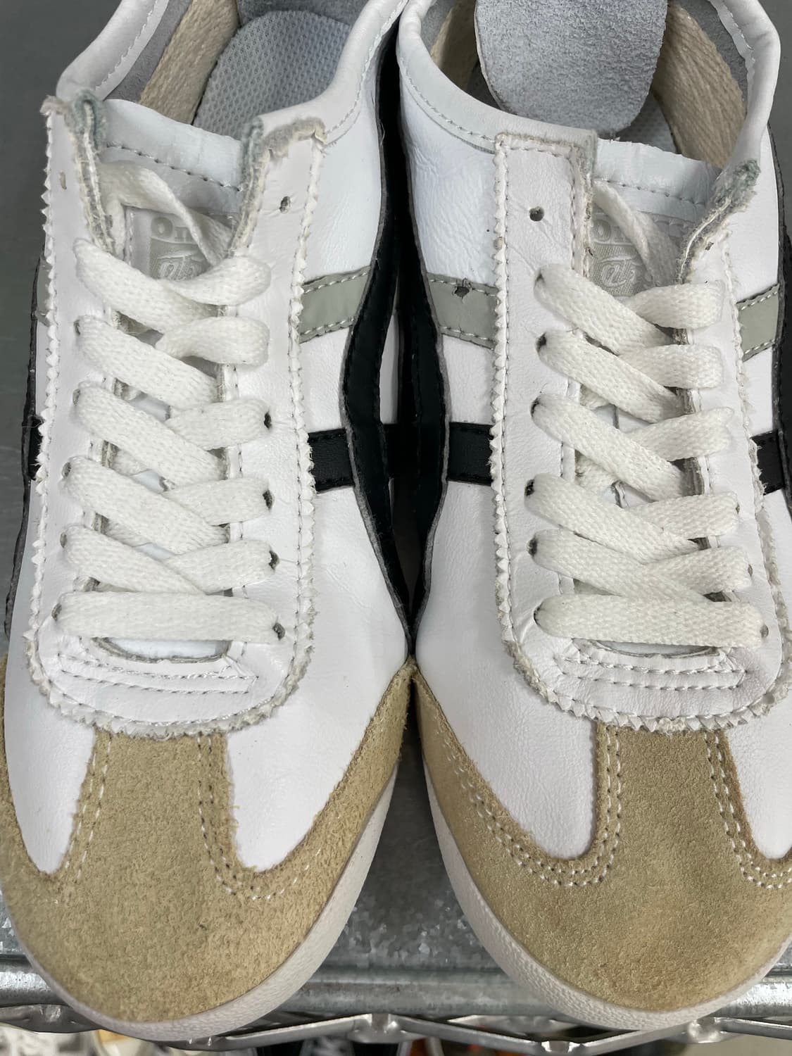 오니츠카 타이거 멕시코66 화이트 블랙 235 상품이미지8