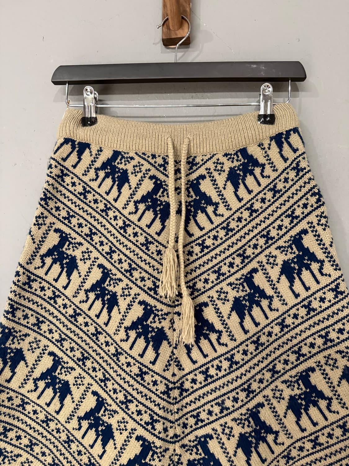 nordic pattern diagonal cutting skirt 상품이미지6