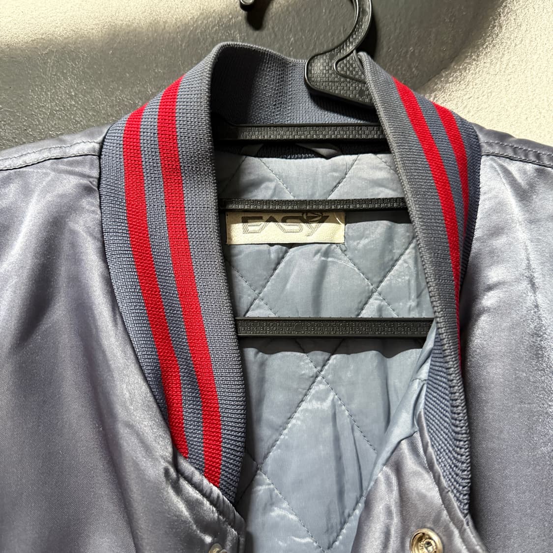 VTG 빈티지 올드스쿨 실버 배색 퀼팅 사틴 바시티 자켓 상품이미지6