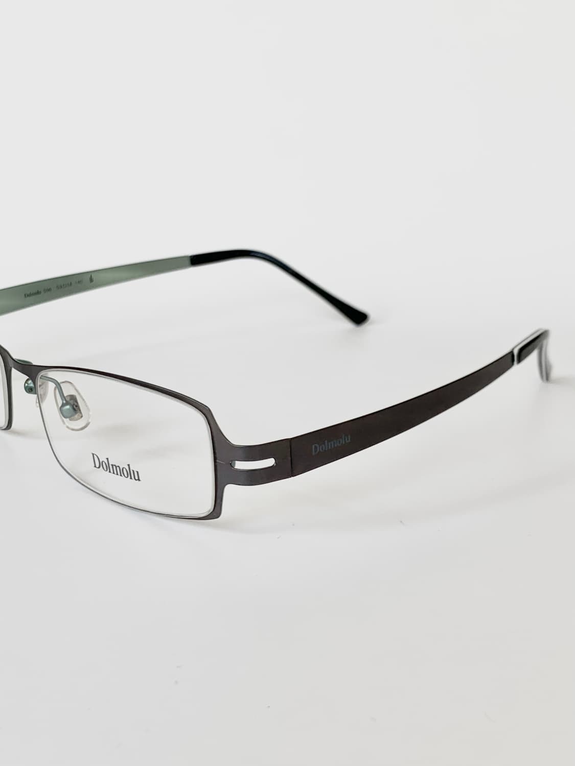 [픽키-583] 블랙 메탈 사각 안경테 남성용 초경량 포멀 프레임  상품이미지5