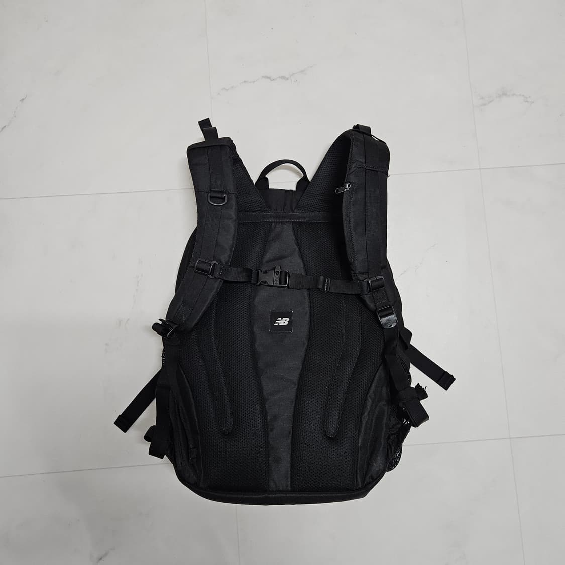 뉴발란스 스트링 백팩 블랙 상품이미지2