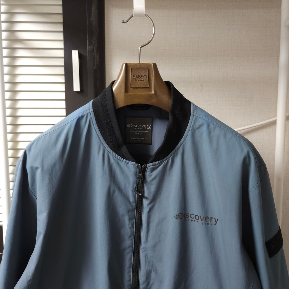 110 ) 디스커버리 남성 바람막이 자켓 상품이미지2