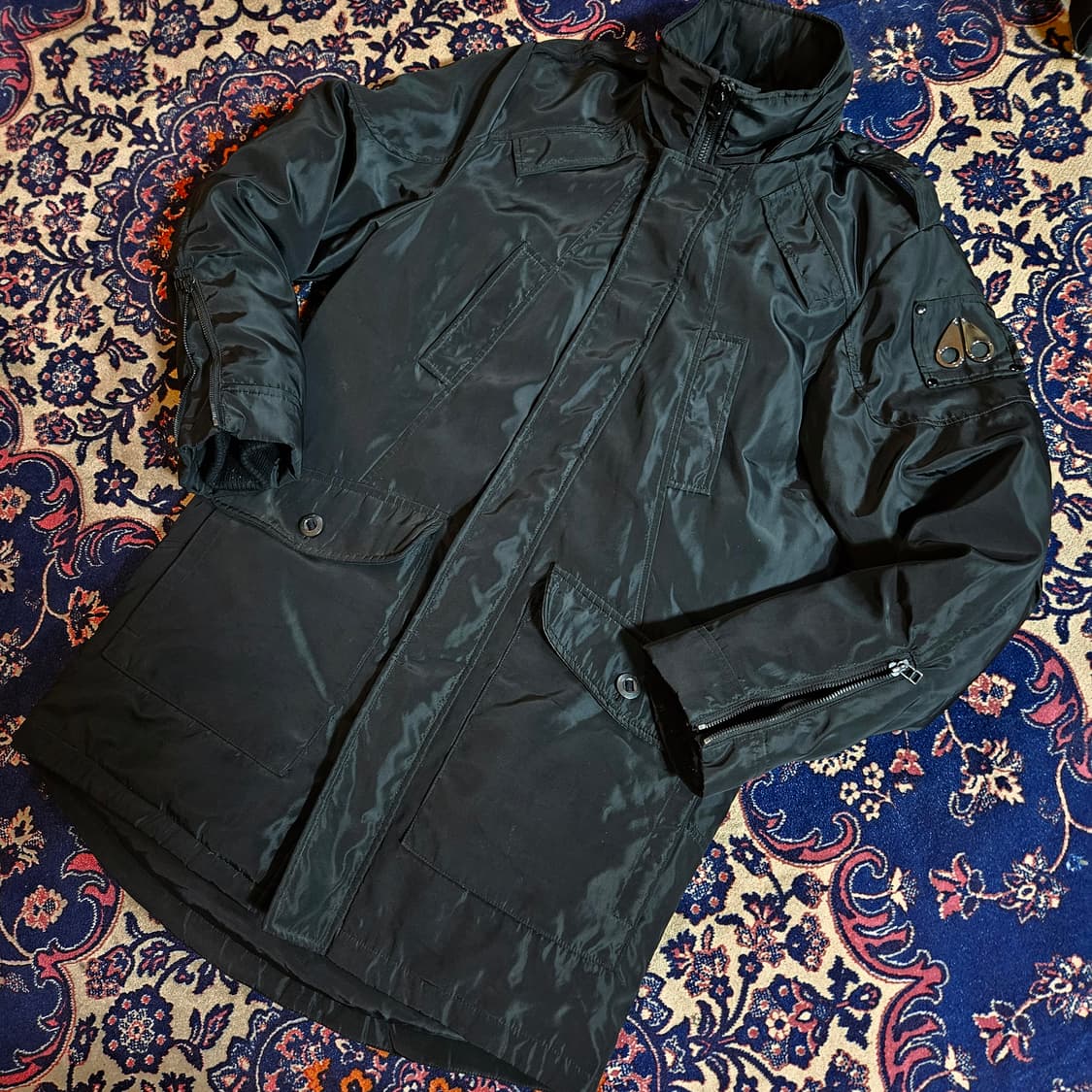 무스너클 in Canada 프리미엄 나일론 덕다운 견장 패딩 L size 상품이미지2