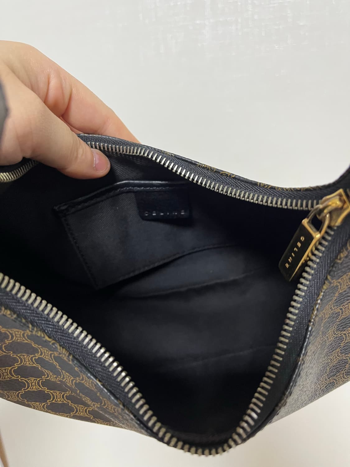 셀린느 블랙 마카담 호보백 상품이미지9