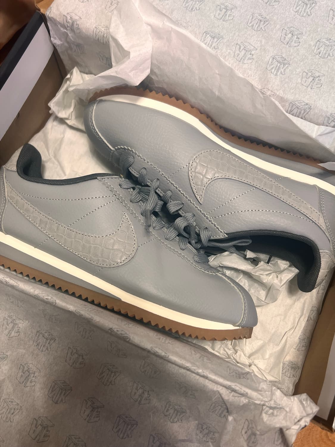 나이키 코르테즈 회색 새제품 상품이미지1