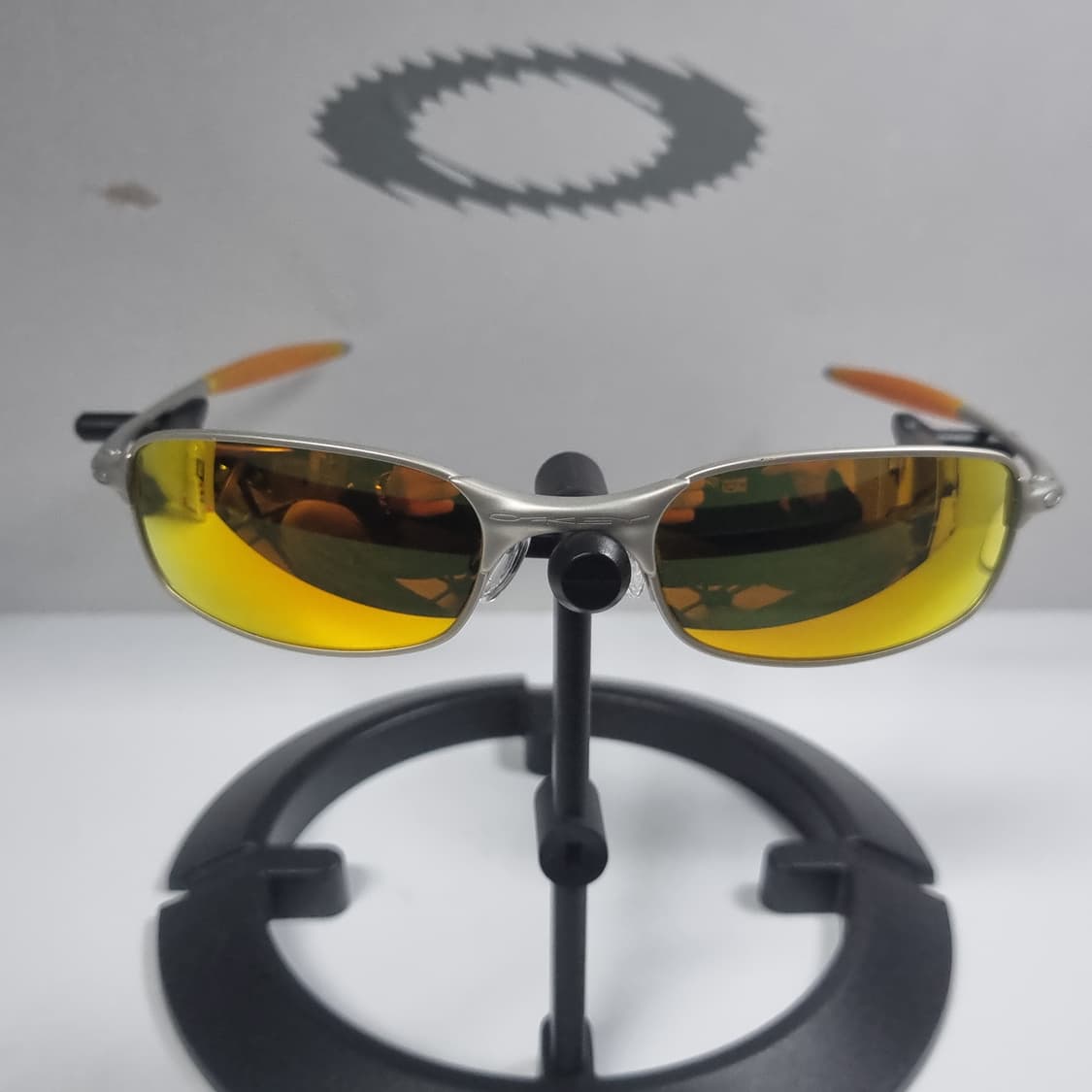 오클리 스퀘어와이어 2.0 스프링 실버 상품이미지3