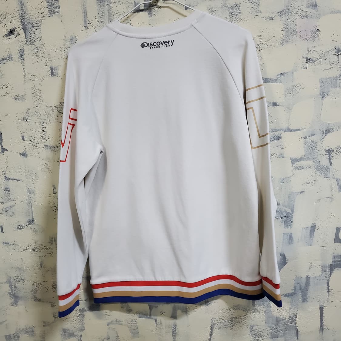 디스커버리 SC 로고 맨투맨 화이트  상품이미지2