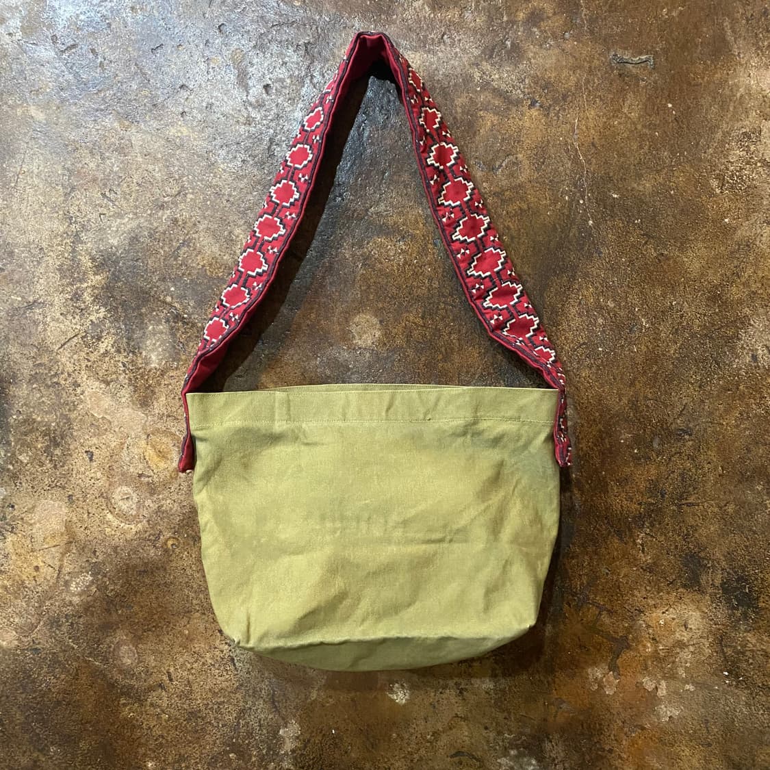 캐피탈 크로스백 상품이미지1