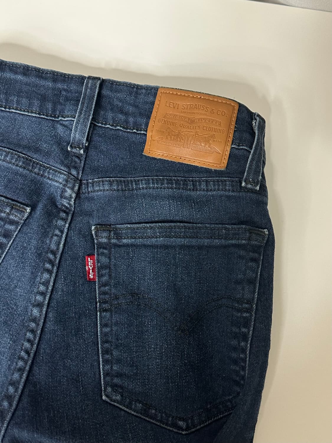 리바이스 프리미엄 부츠컷 청바지 빅E 로고 상품이미지1