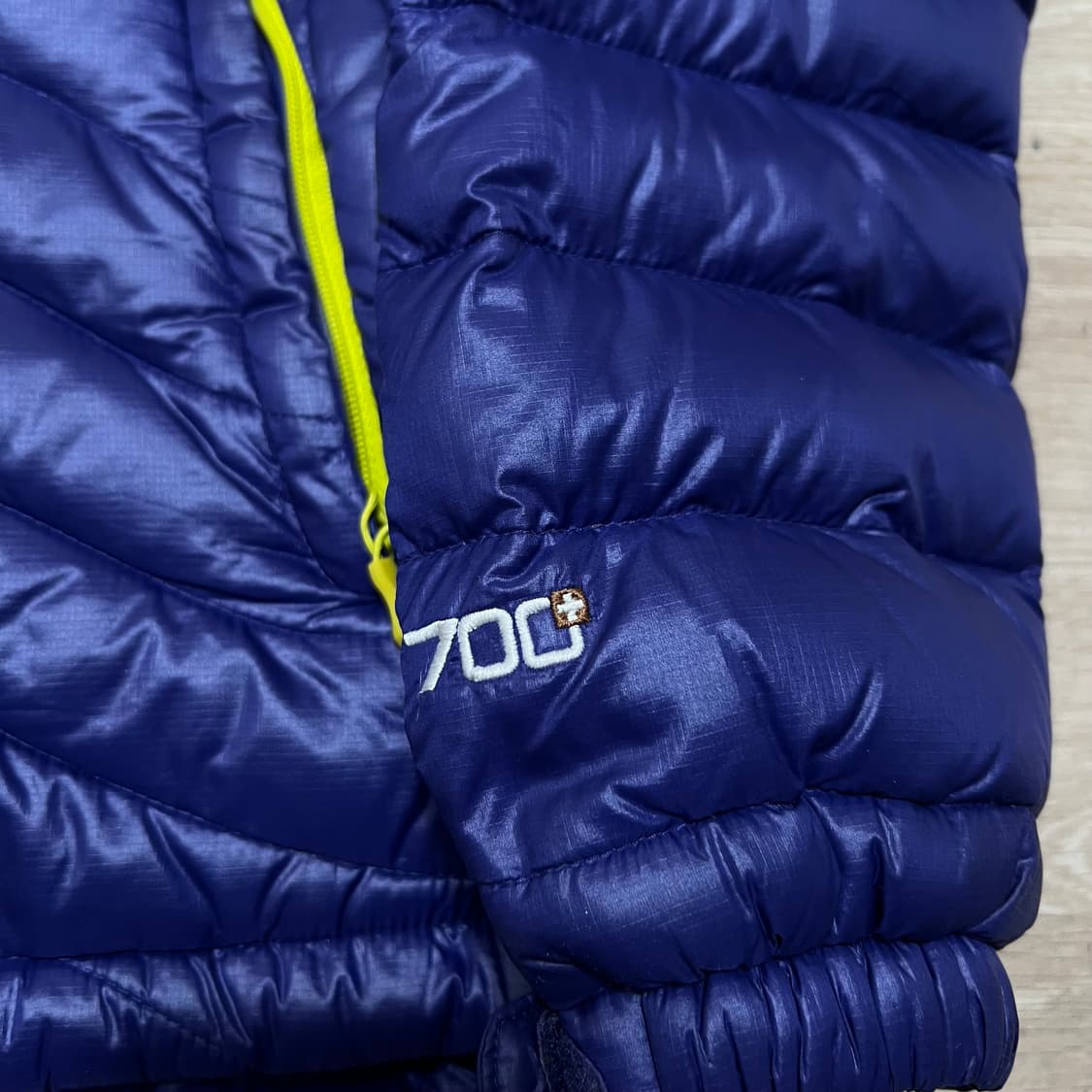 아이더 구스다운 스탠드넥 경량패딩 점퍼 [퍼플] M/95 상품이미지5