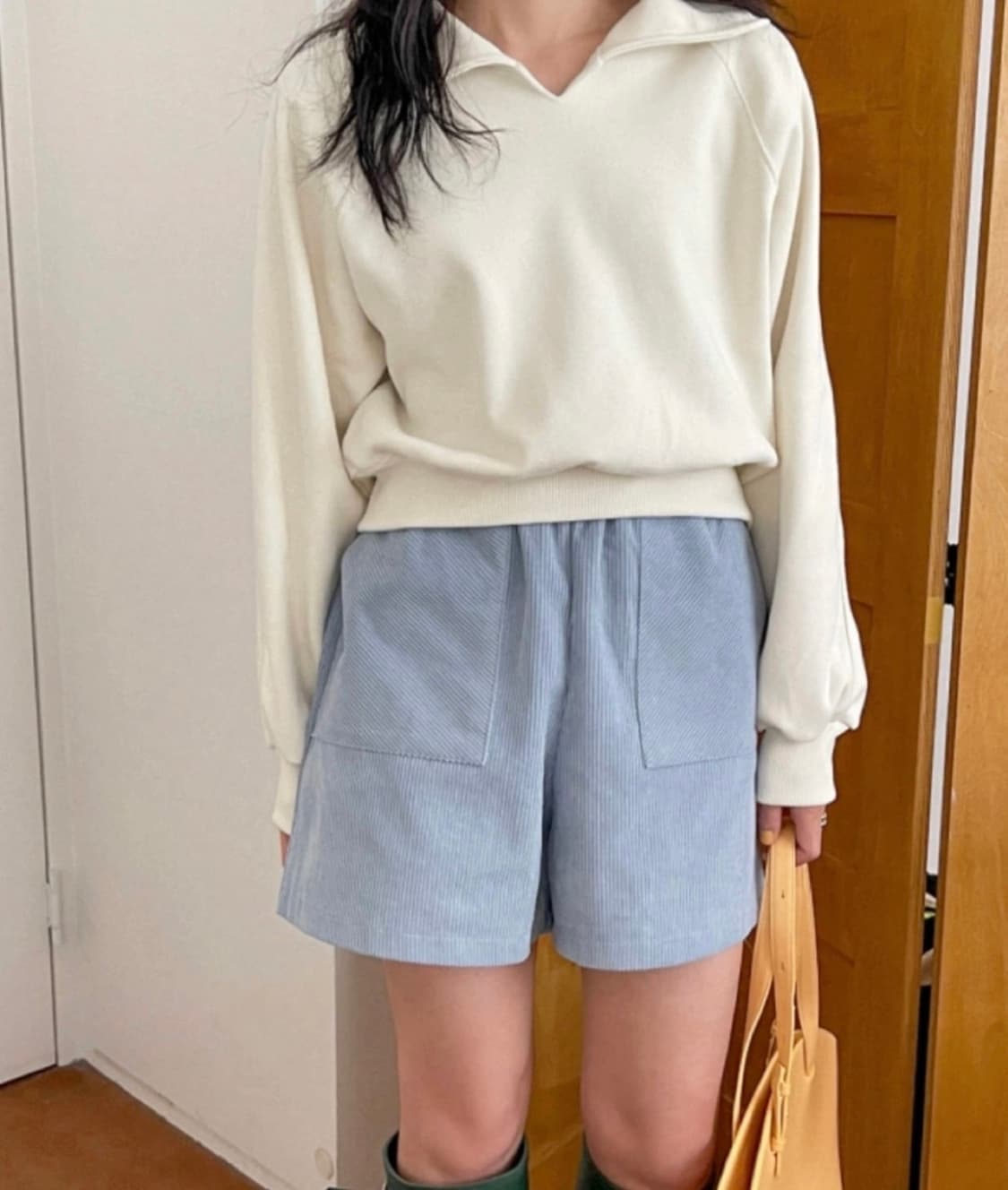 카라맨투맨 크림 상품이미지1