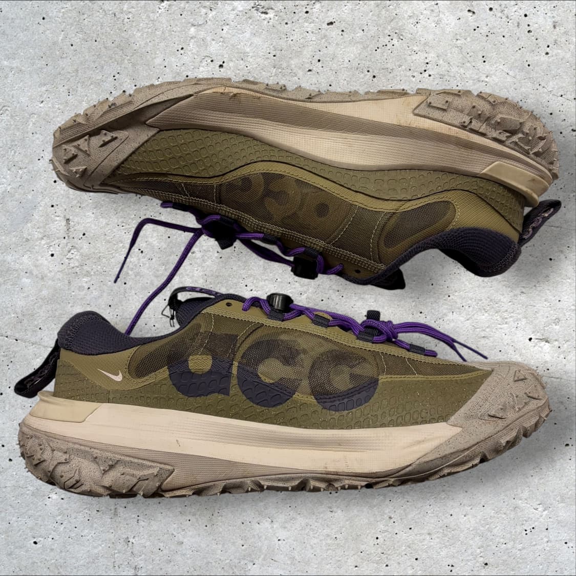 [260] 나이키 ACG 마운틴 플라이 스니커즈 카키 상품이미지2