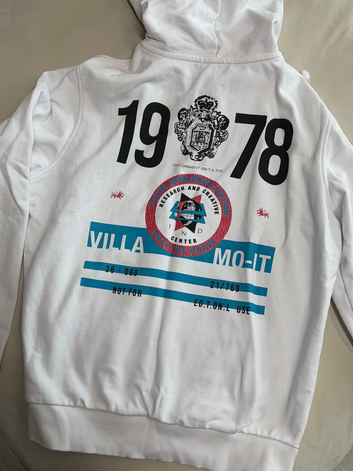 디젤 all rights reserved 후드티 상품이미지3