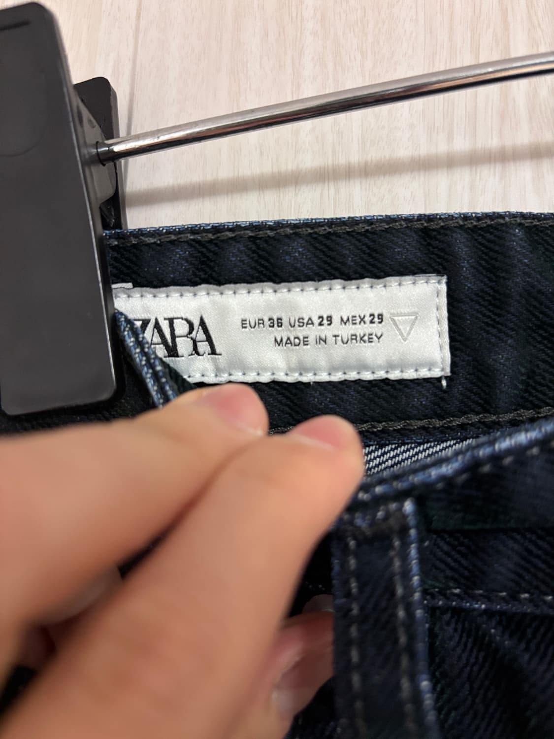 29 자라 ZARA 벨벳 벨루어 워싱 데님 상품이미지6