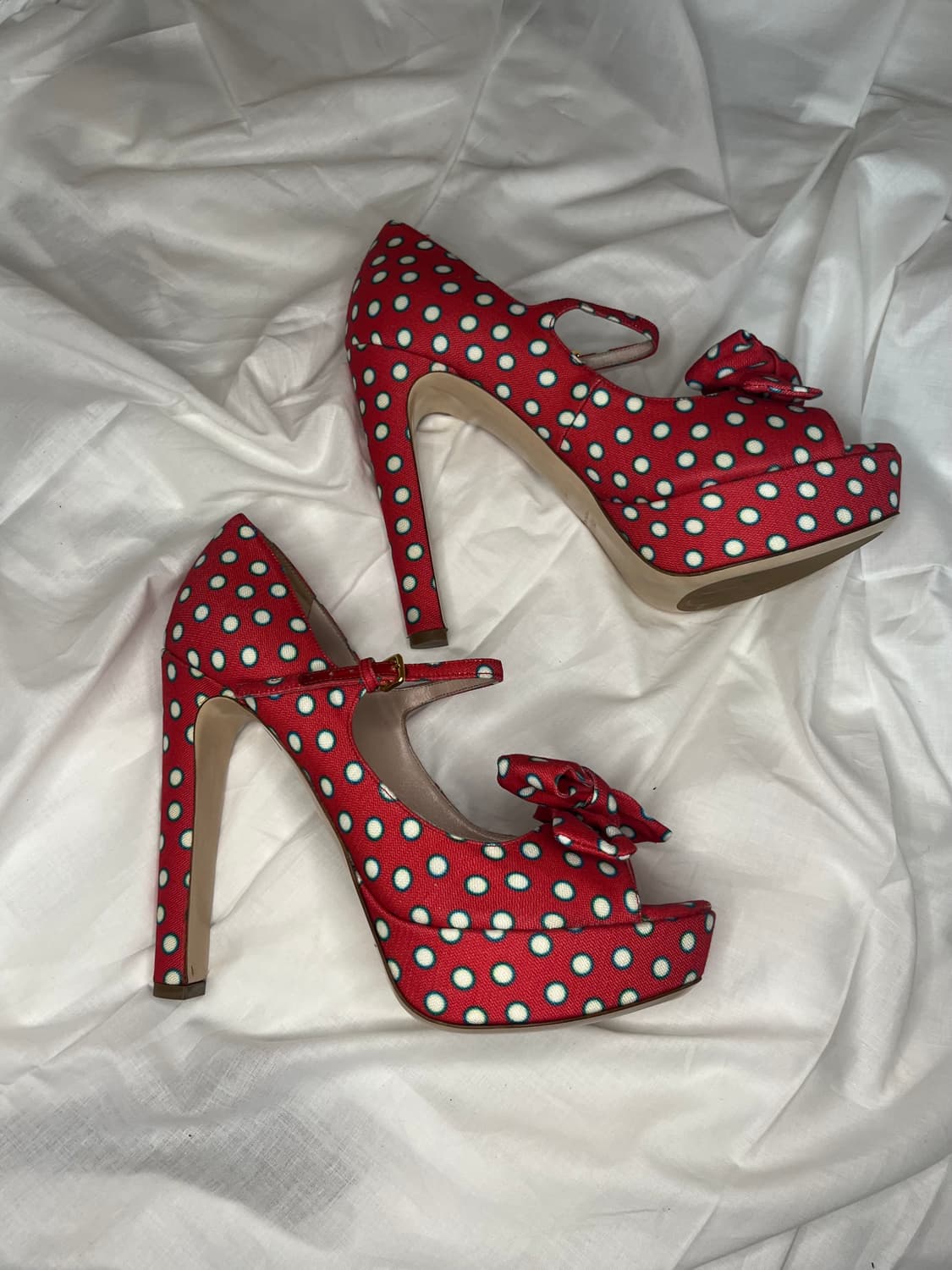 미우미우 레드 폴카 도트 리본 플랫폼 힐 상품이미지4