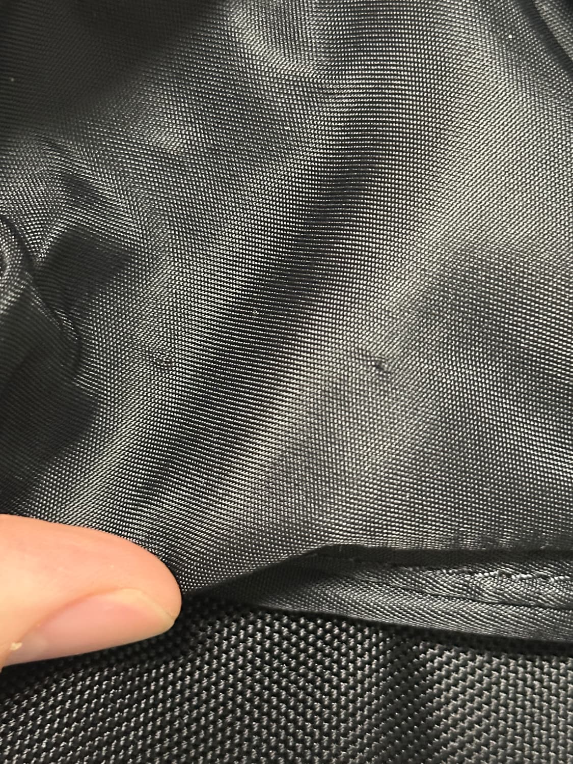 비갠디 씨티 트래블러 크로스백 블랙 상품이미지5