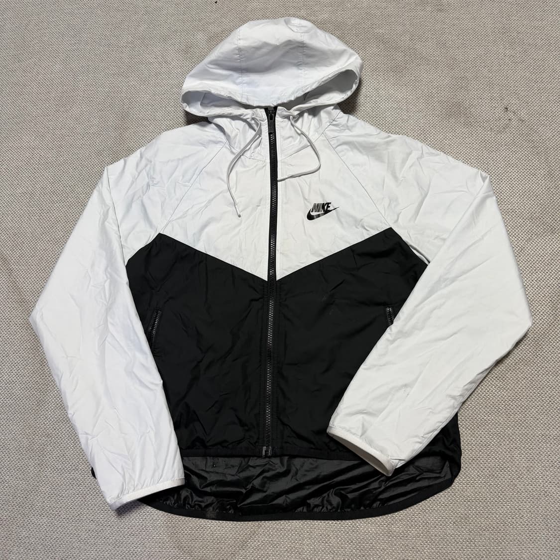나이키 윈드러너 바람막이 (우먼스) 상품이미지1