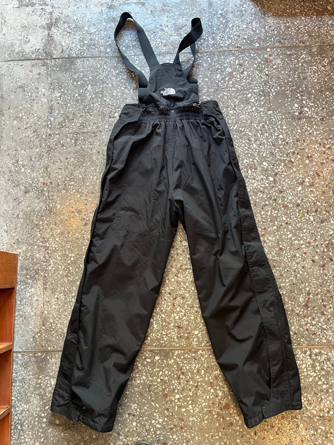 노스페이스 고어텍스xcr 오버롤 쉘팬츠 상품이미지5