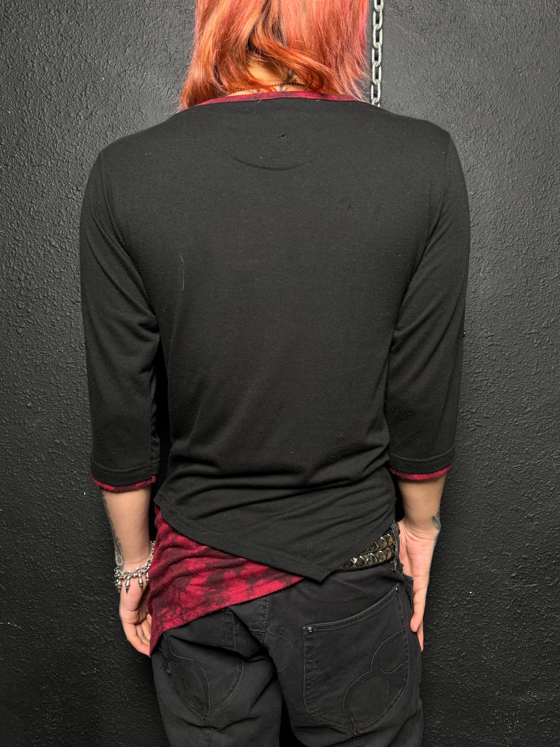 Black & Red Layered 3/4 Sleeve T-shirt   상품이미지4