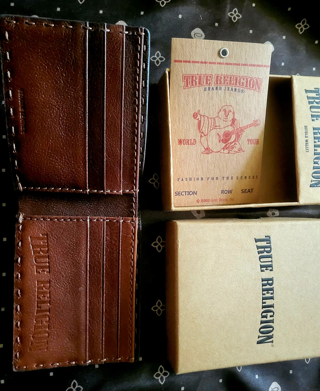 [미사용 새상품] 트루릴리전  남자 레더 반지갑 상품이미지3