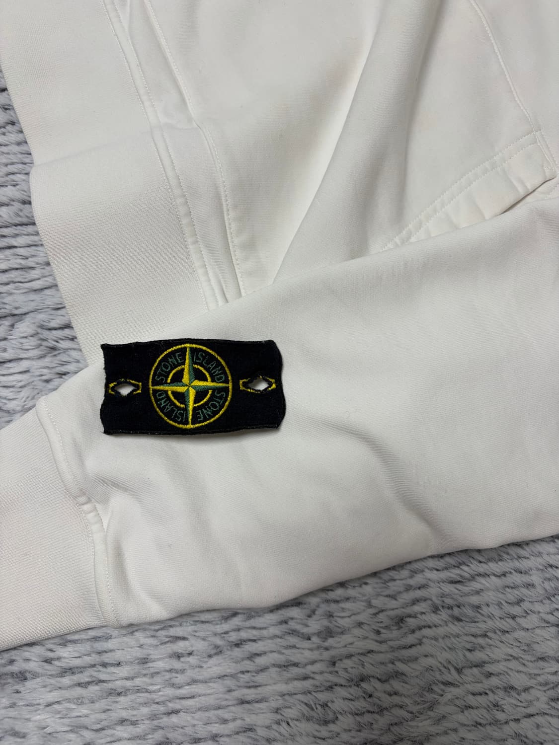 스톤아일랜드 후드티 상품이미지2