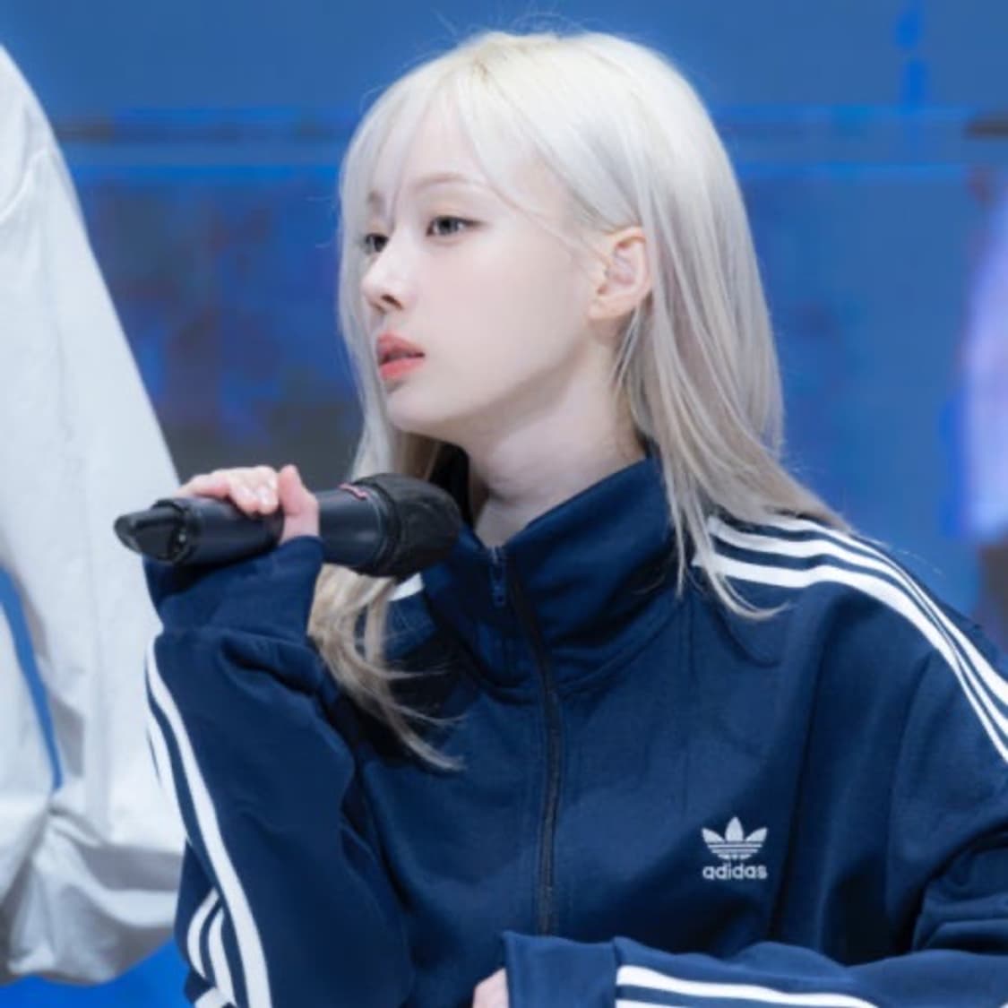 윈터 착용 아디다스 아디컬러 클래식 파이어버드 트랙탑 나이트 인디고 M 상품이미지1