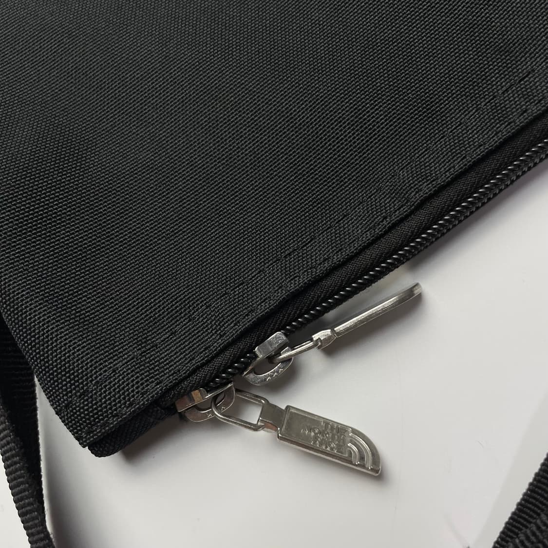 노스페이스 퍼플라벨 숄더백 상품이미지6