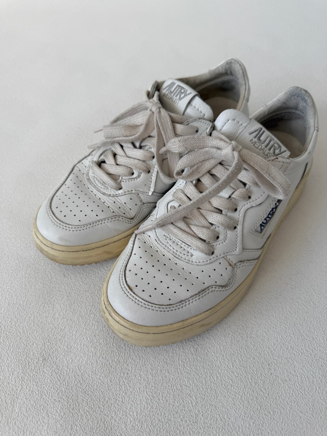 [EU37]오트리(AUTRY) 메달리스트 스니커즈 상품이미지5