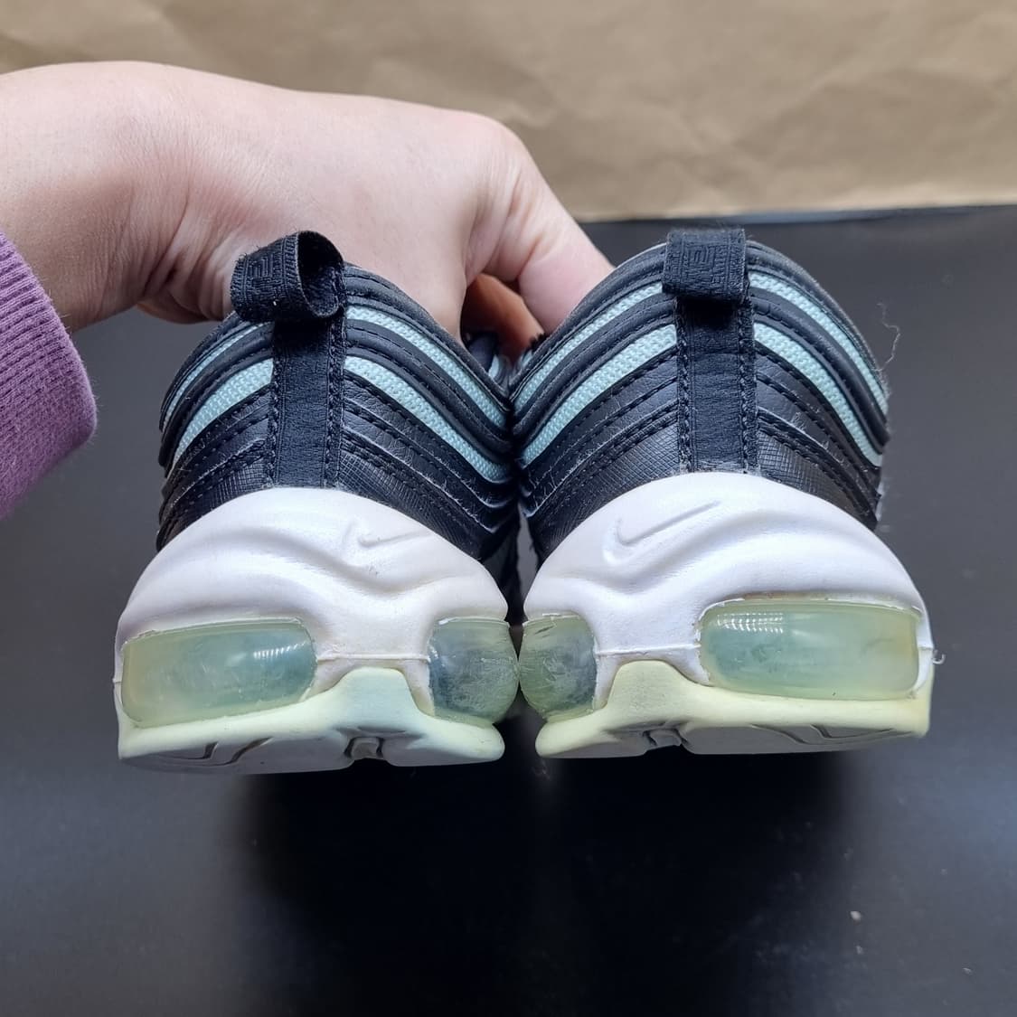 나이키 에어맥스 97 블랙 이글루 운동화240 상품이미지4