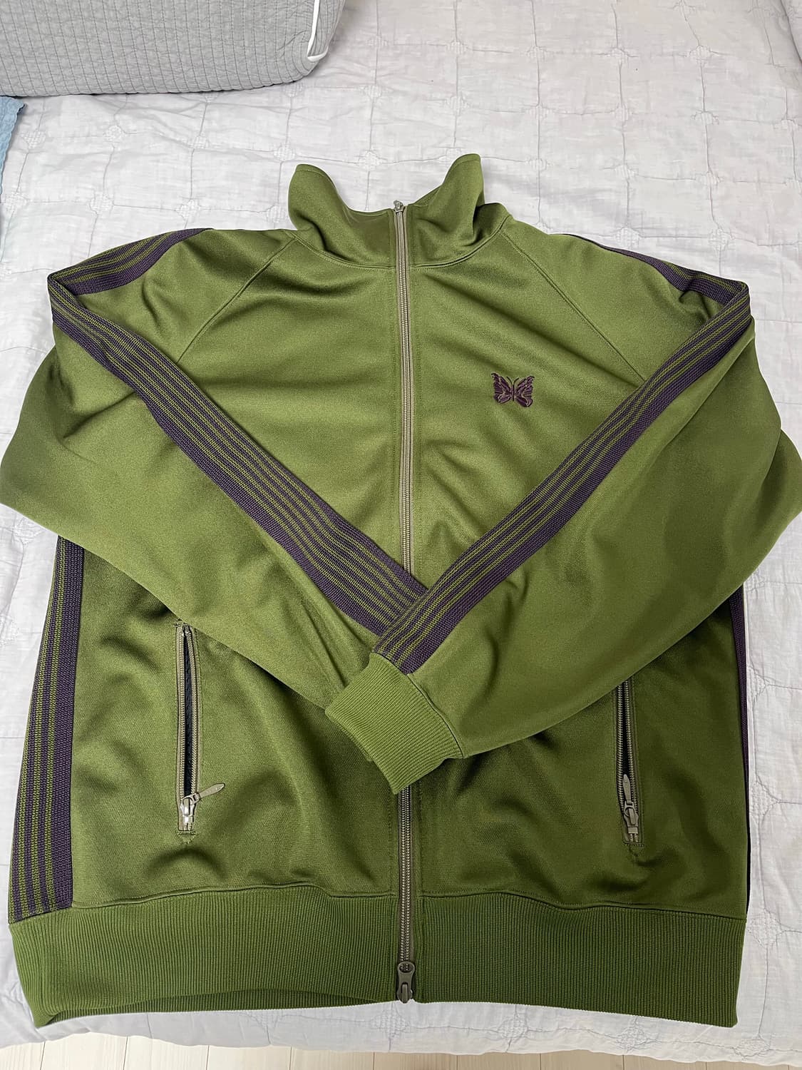 니들스 트랙자켓 올리브 상품이미지1