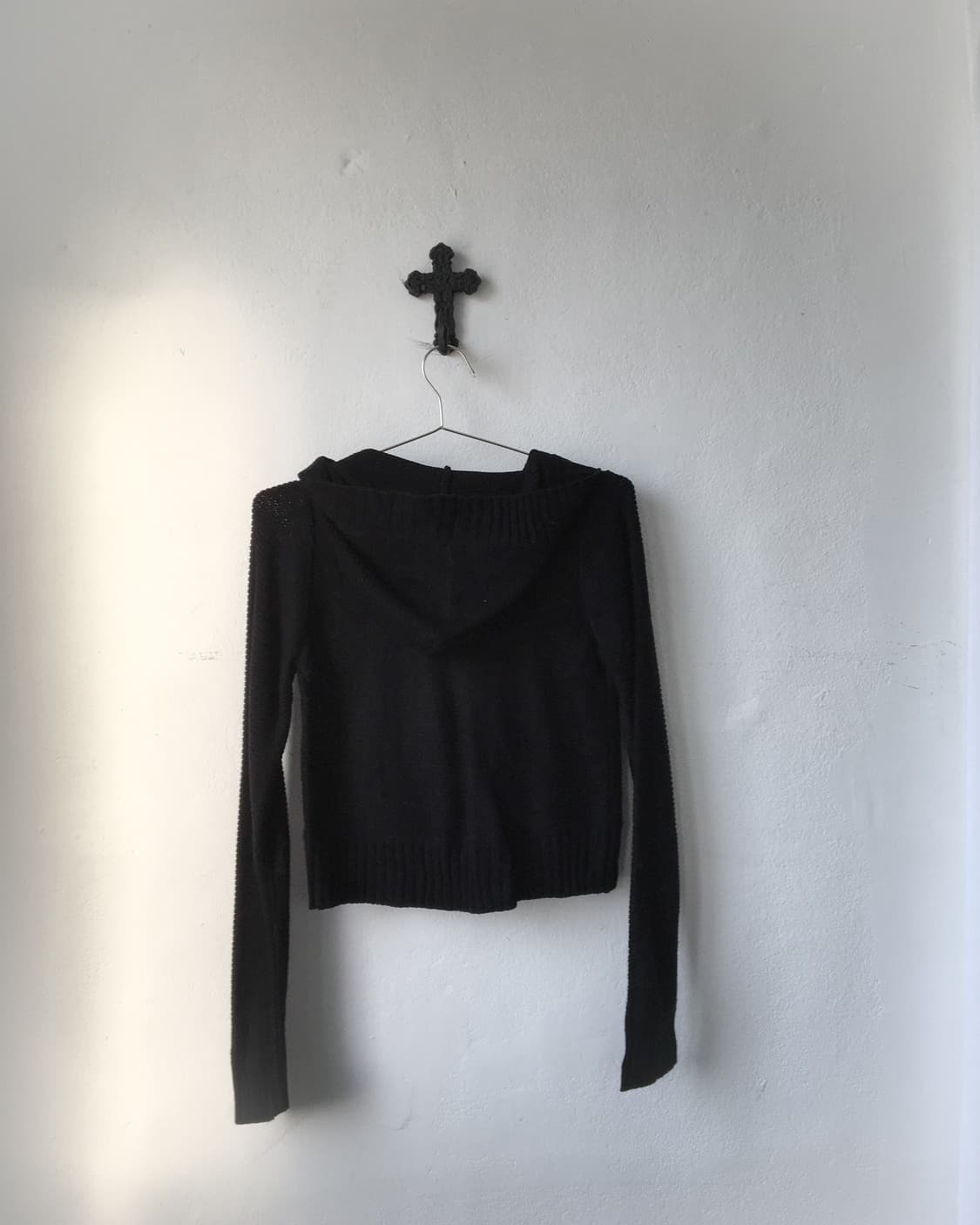 Pom pom cable pattern knit hood cardigan 상품이미지5