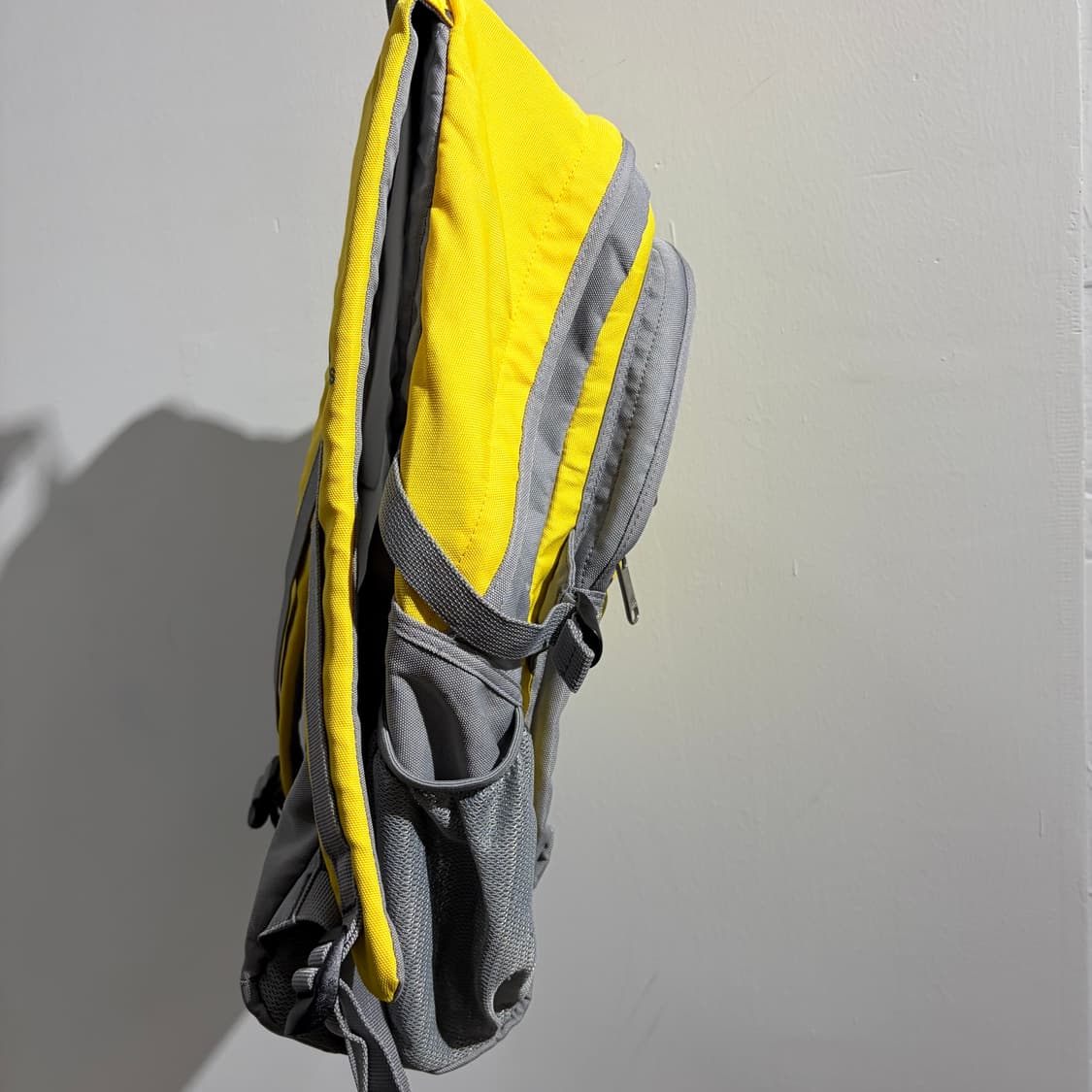 00s 아디다스 노랑색 그레이 백팩 가방 상품이미지7