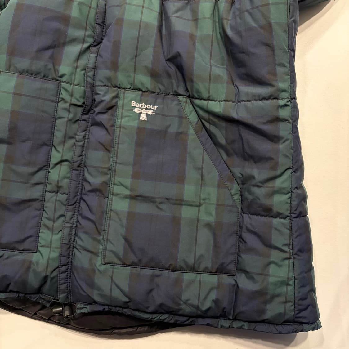 [M] 바버 비콘 구스 다운 리버시블 블랙 체크 후드 패딩 자켓 C58 상품이미지9