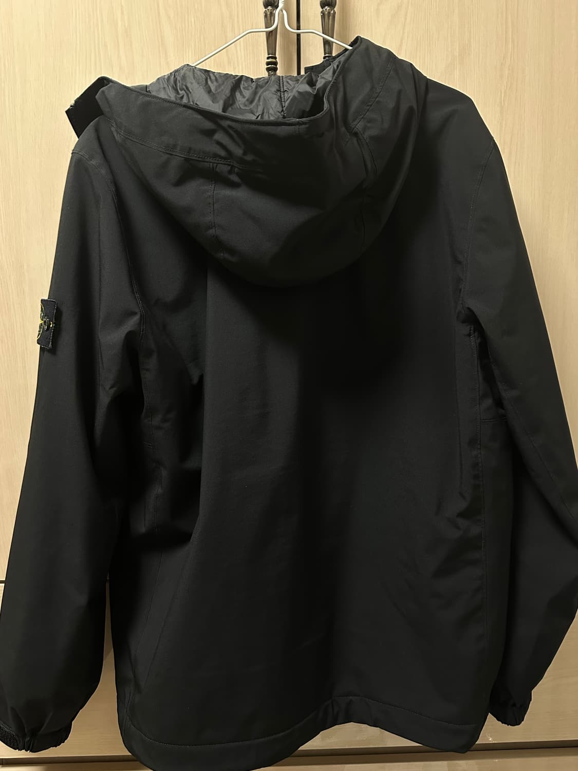 스톤아일랜드 소프트쉘 프리마로프트 20FW 상품이미지3