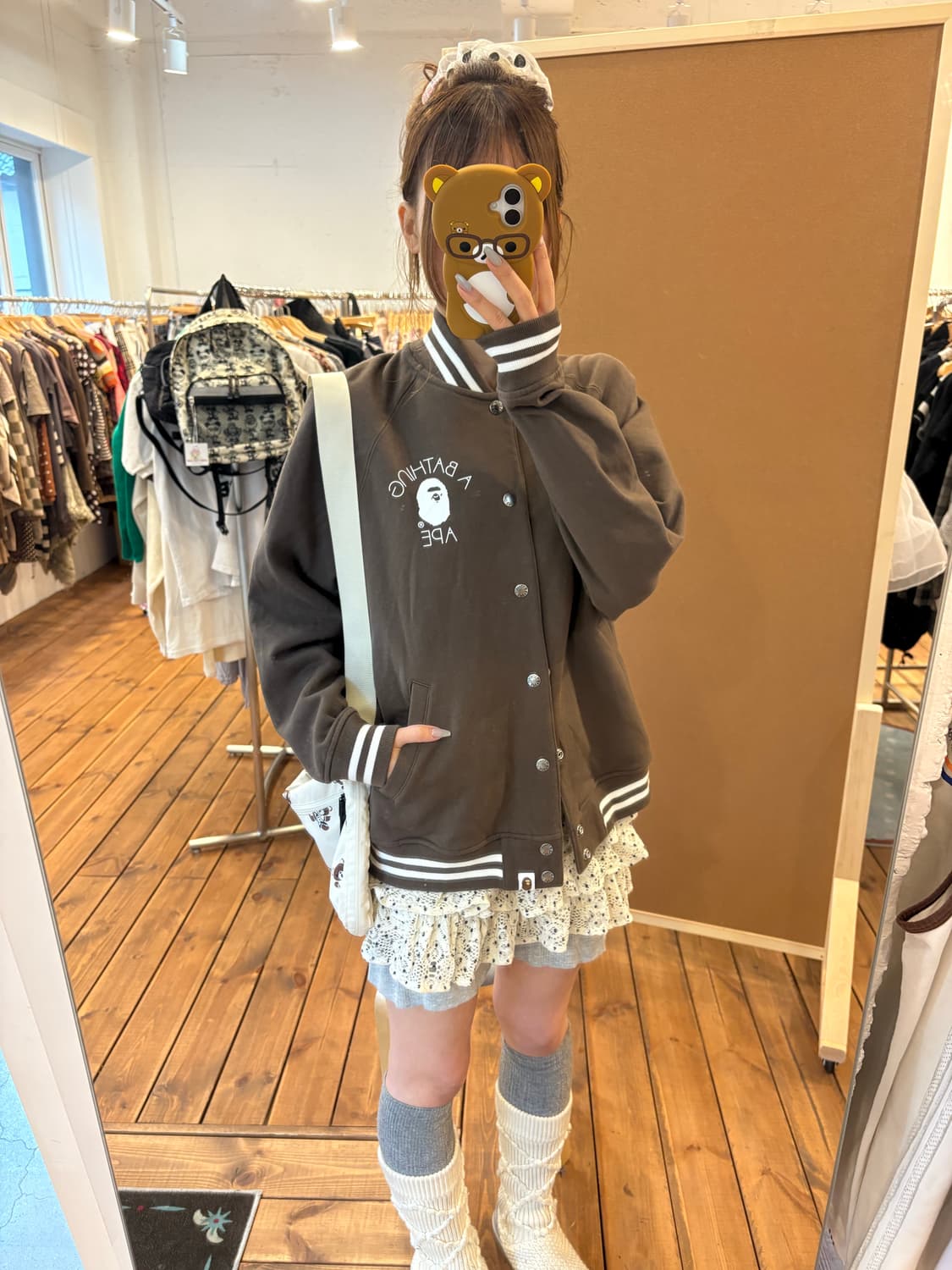 베이프 브라운 면바시티 자켓 상품이미지5