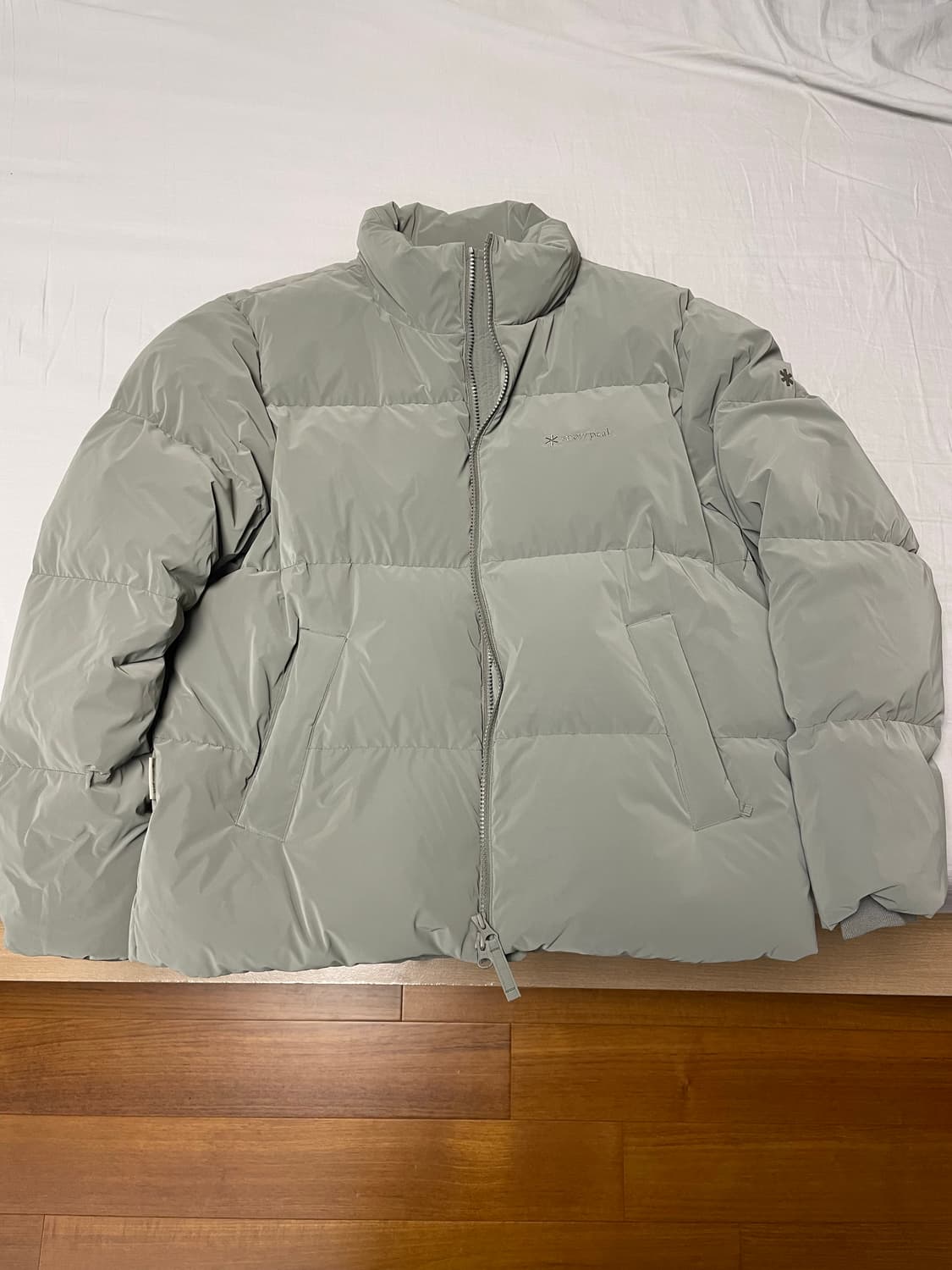 스노우피크 실키 스탠드넥 미들다운 자켓 S24WMTDJ28 상품이미지2