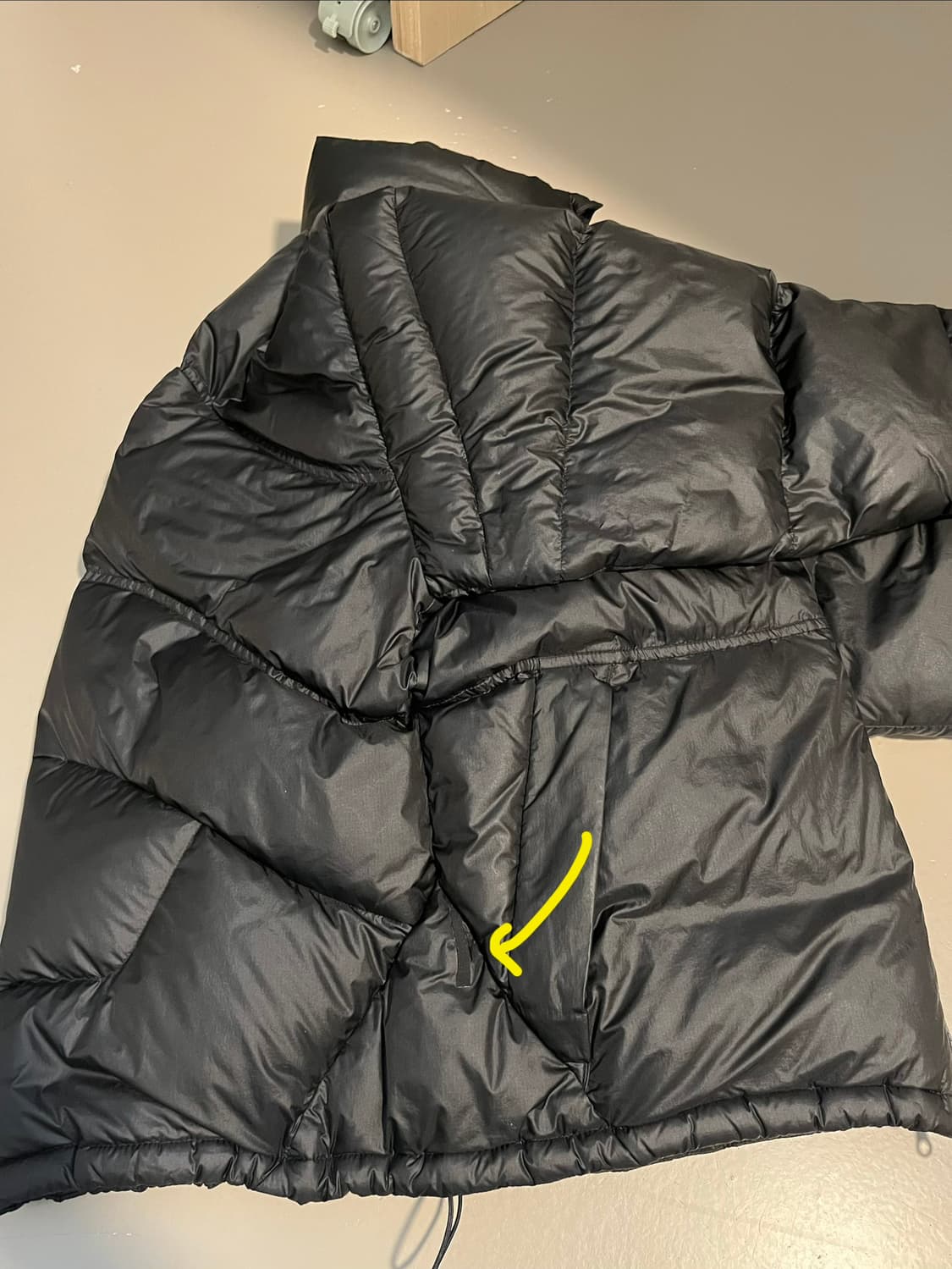 살로몬 컨투어 다운 자켓 패딩 블랙 상품이미지3