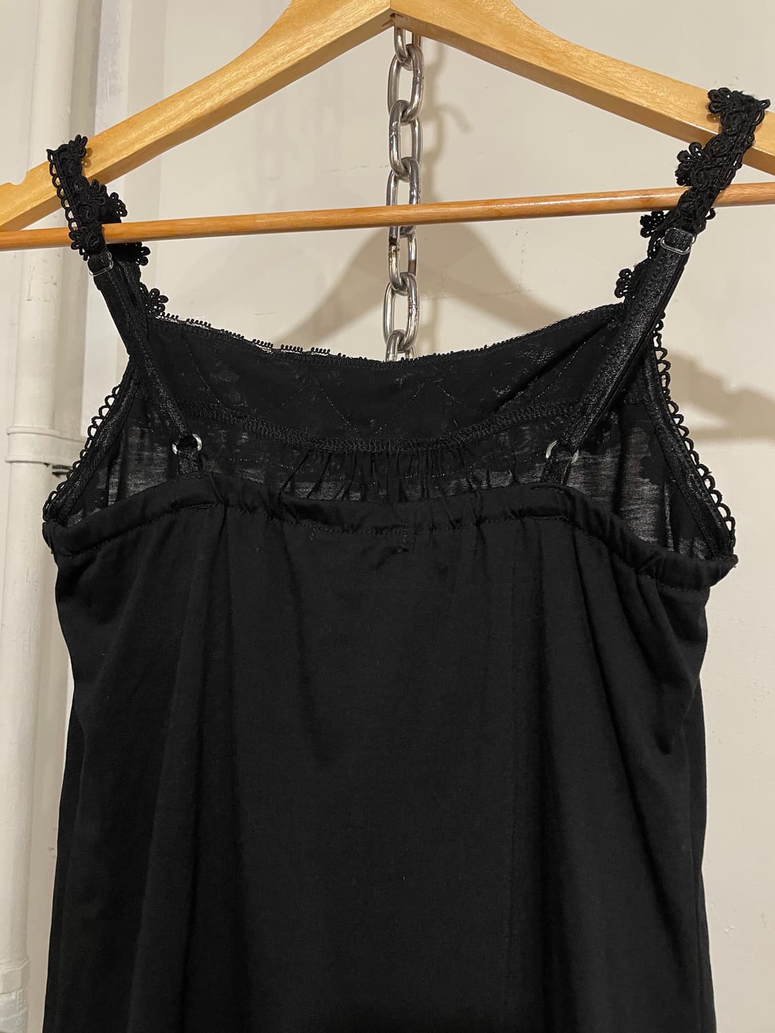 axes femme 엑시즈팜 뜨개 레이스 장미 블랙 슬리브리스 상품이미지4