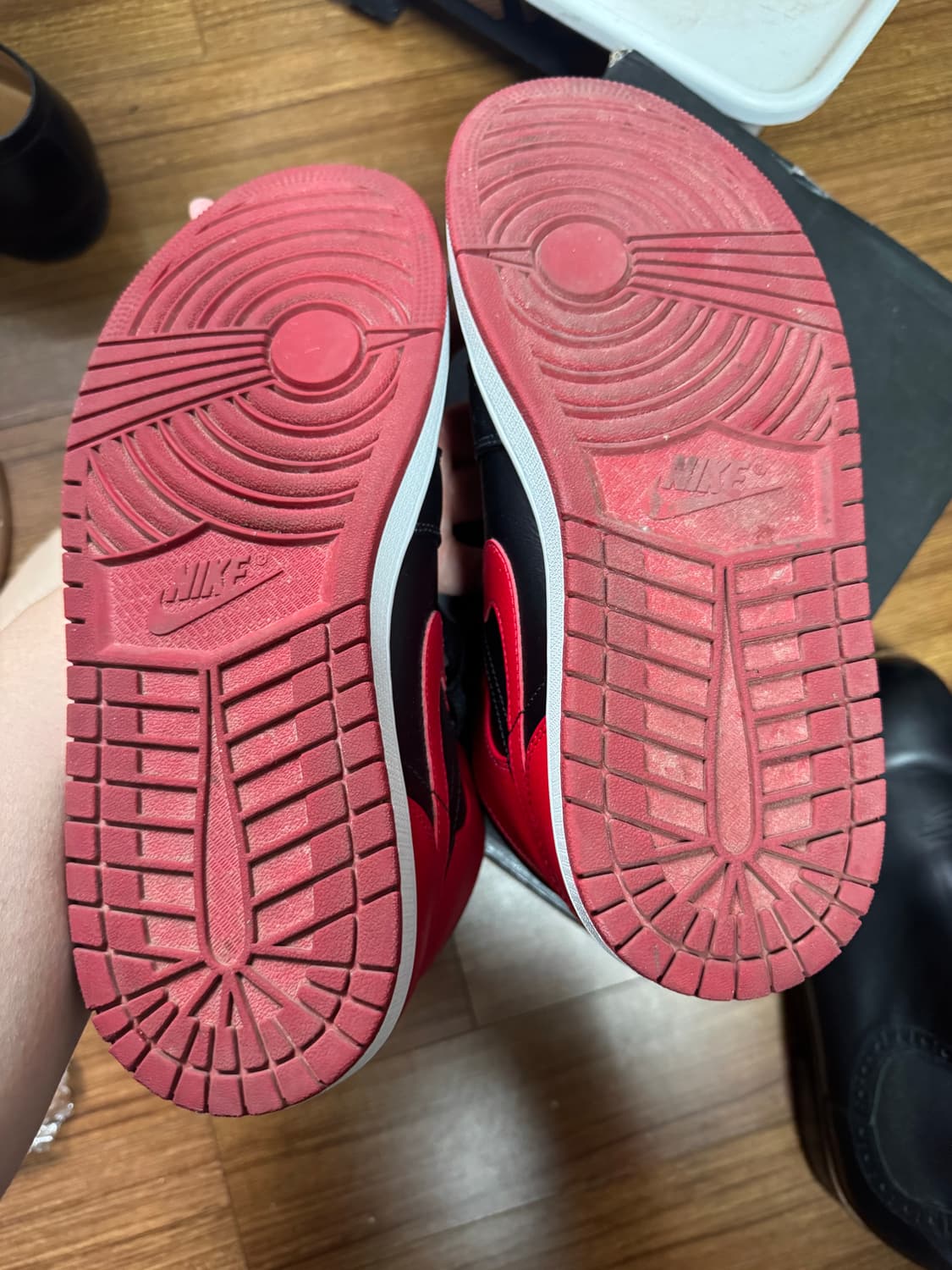 나이키 에어조던1 미드 브레드 밴드 2020 554724-074 270사 상품이미지4