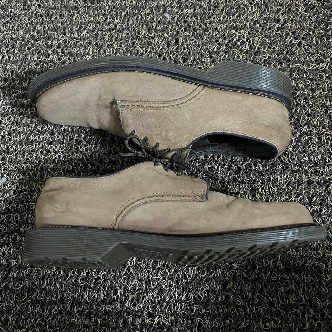 닥터마틴 옥타비우스 스웨이드 더비 uk7 상품이미지3