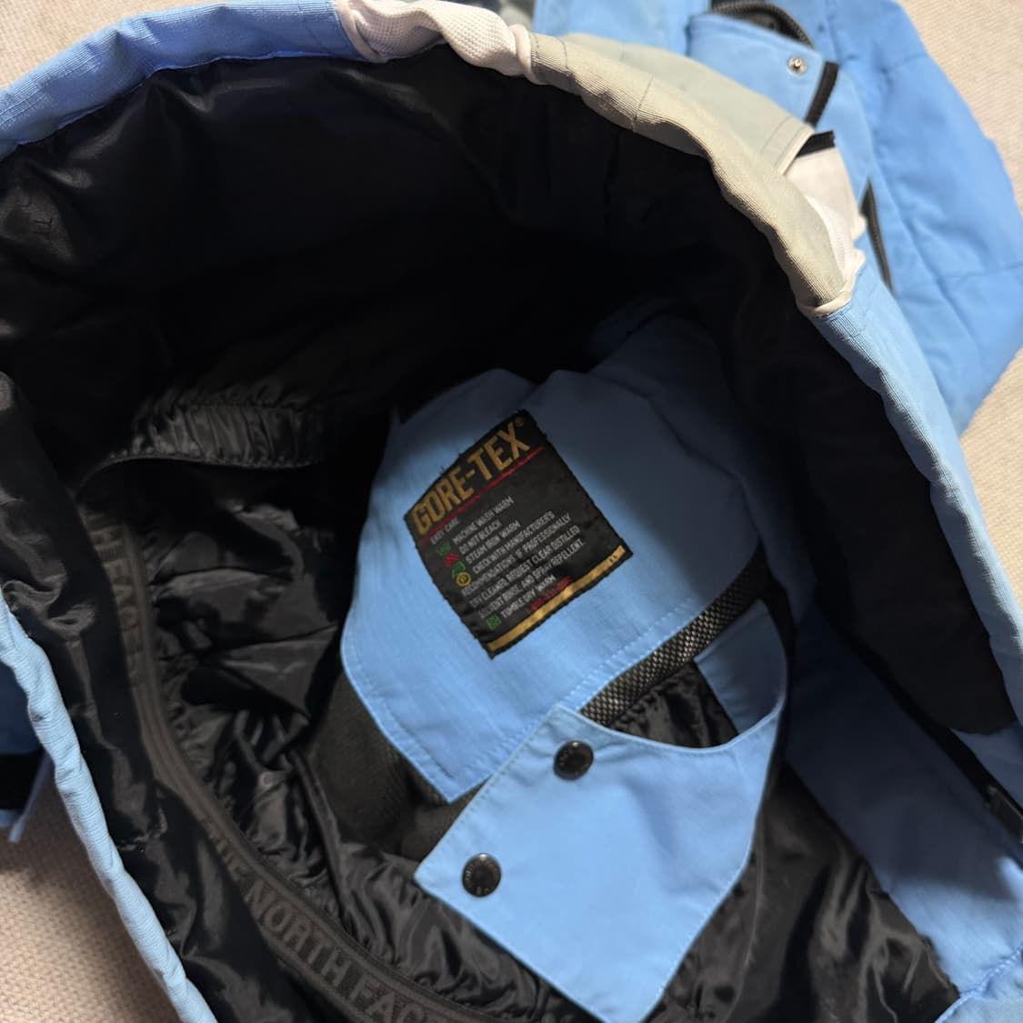 노스페이스 HyVent 고어텍스 마운틴 자켓 상품이미지5