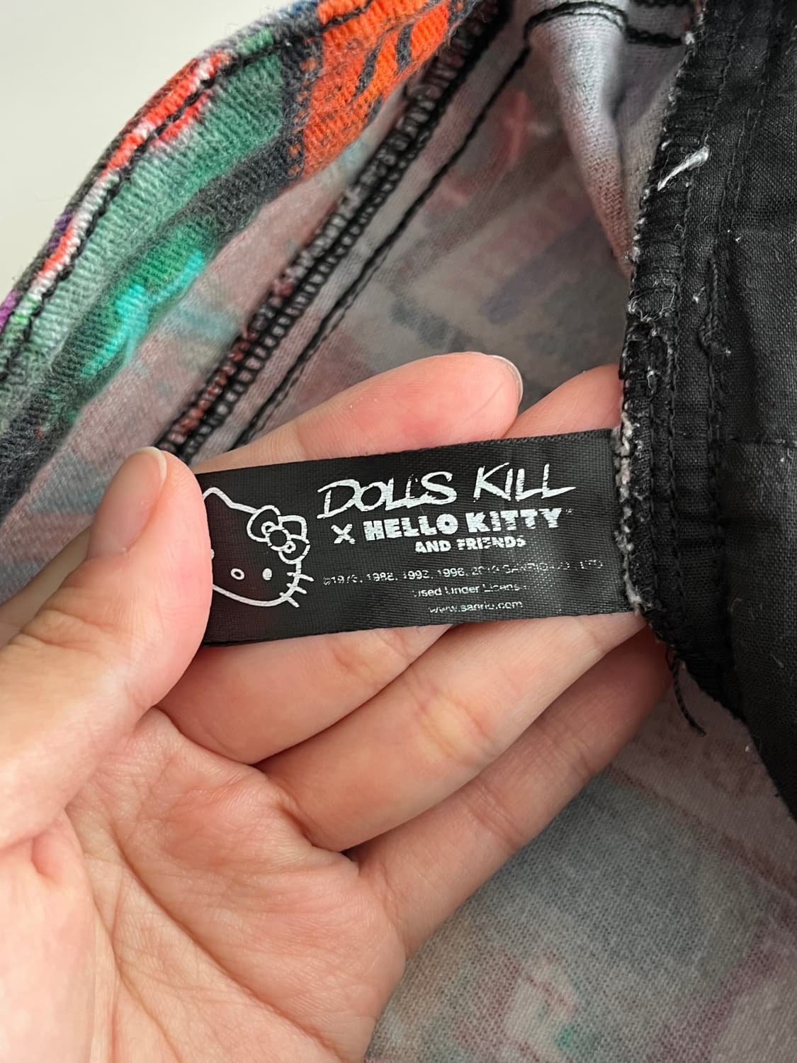 L) 돌스킬 Dolls Kill 헬로키티 부츠컷 팬츠 갸루y2k 상품이미지5