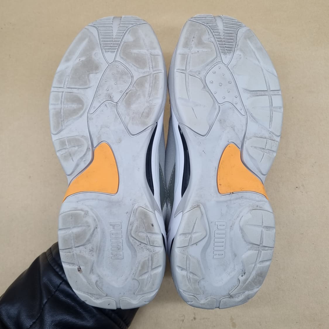 푸마 썬더스펙트라 여성운동화240 상품이미지3